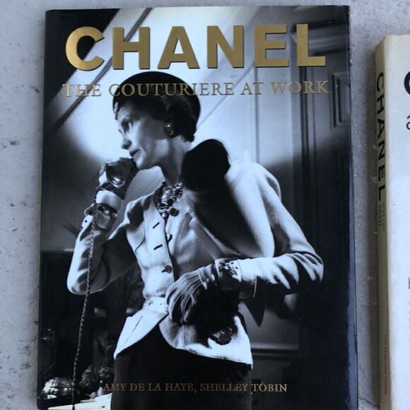 2 Chanel books   - Picture 2 of 8